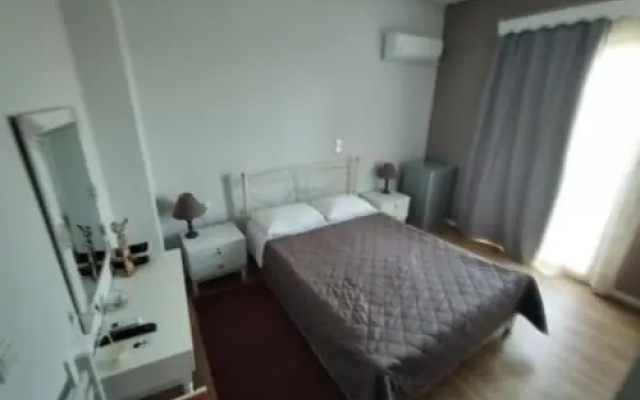 Hotel Dhiethnes