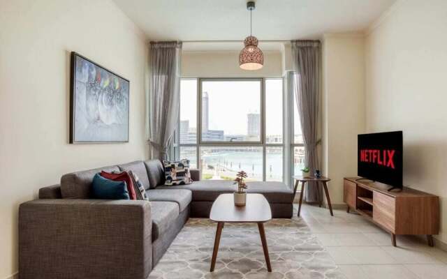 Отель Premium Apt - Full Burj Khalifa & Fountain View! Дубай