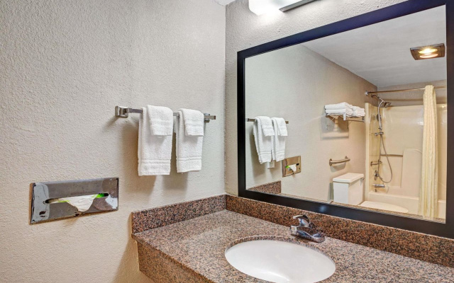Motel 6 Atlanta, GA – Atlanta Airport East