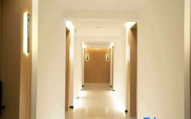 Linhai Shilin Business Hotel (Taizhou Fucheng Ziyang Street)