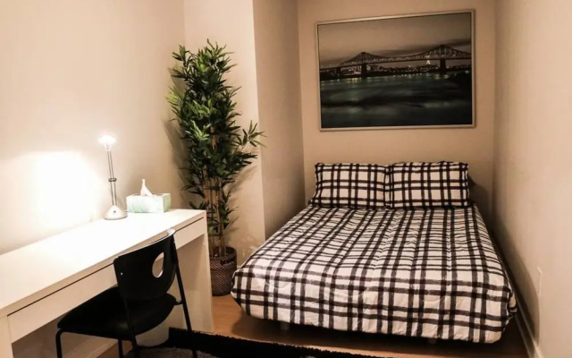 Toronto 3 Bedroom Condo
