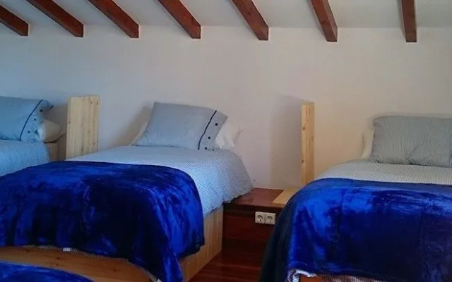 La Curva Surfhouse