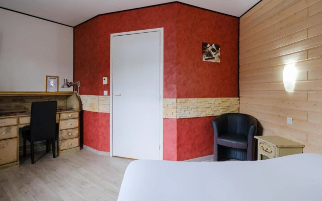 Castor Hotel