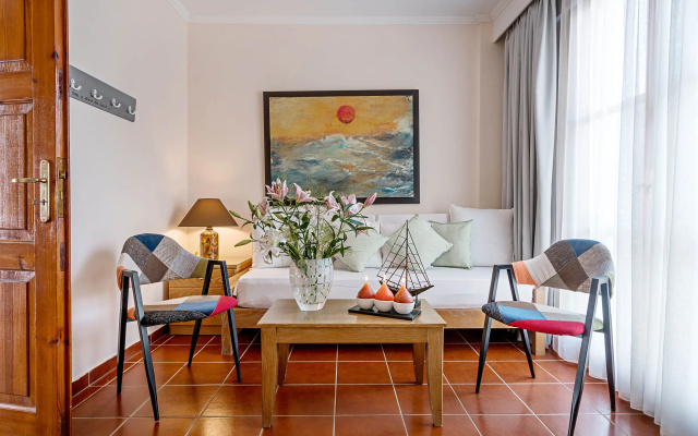Calergi Residence