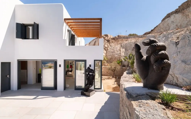Martinez in Mykonos With 5 Bedrooms and 4 5 Bathrooms