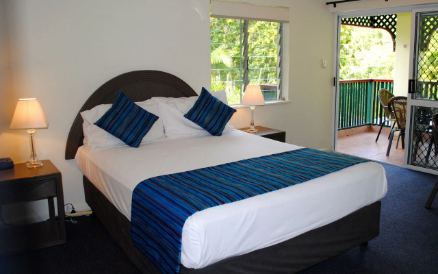 Seascape Holiday at the Queenslander