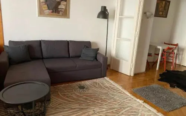 V. District Apartment