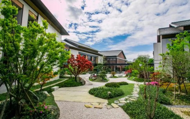 Guanyin Village