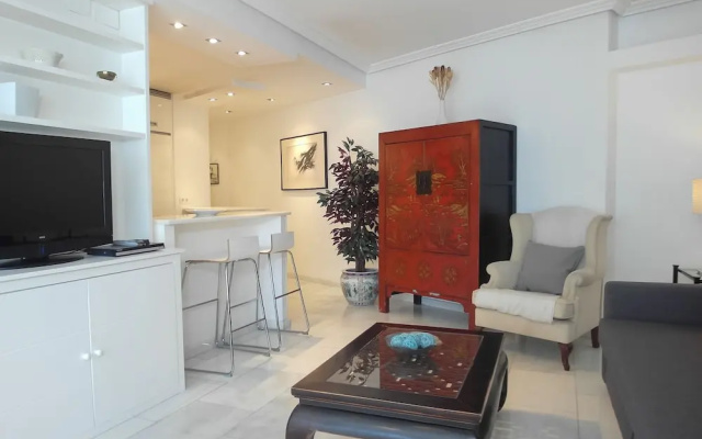 DFlat Escultor Madrid 304 Apartments