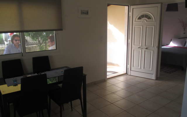 Azalia Apartment 1st - Nea Moudania Halkidiki