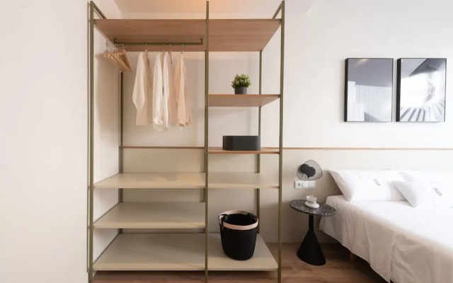 Petit Luxe Tobella Esquerra
