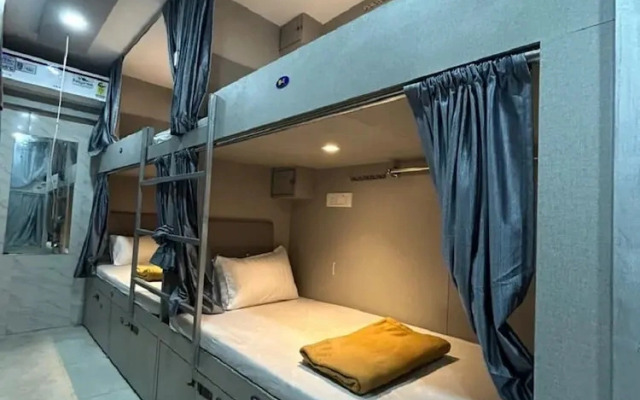 Merhaba Hostel And PG