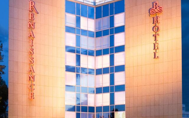 Renaissance Düsseldorf Hotel вид на фасад