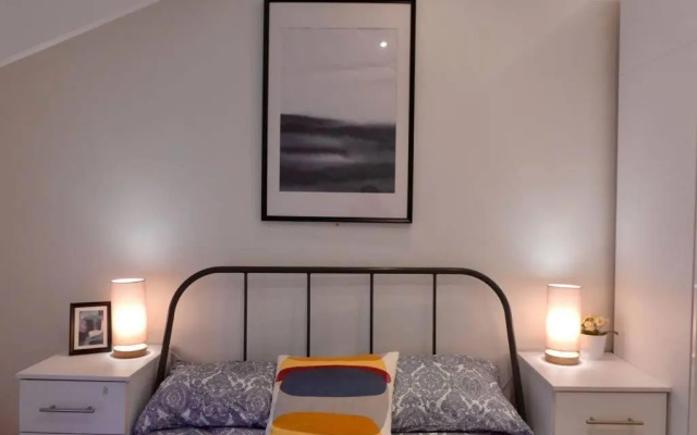 2 bedroom apartment Nr City Centre, Uni & Parks