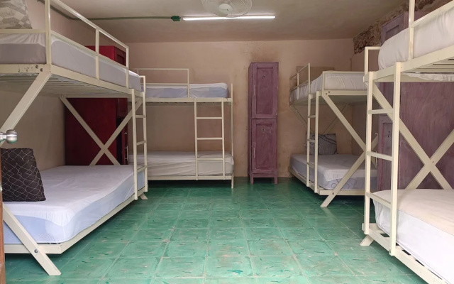 Hostel Valladolid 48