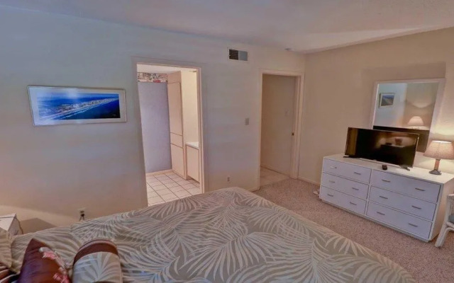 217 - 2 Br Condo