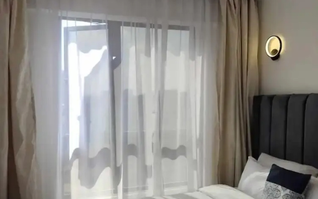 Lux Suites Capital Rise Apartments