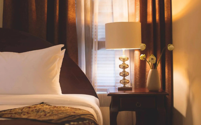 Le Luxe Boutique Hotel