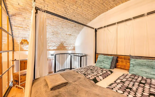 Liszt Designer 2Bedroom Center Apartment