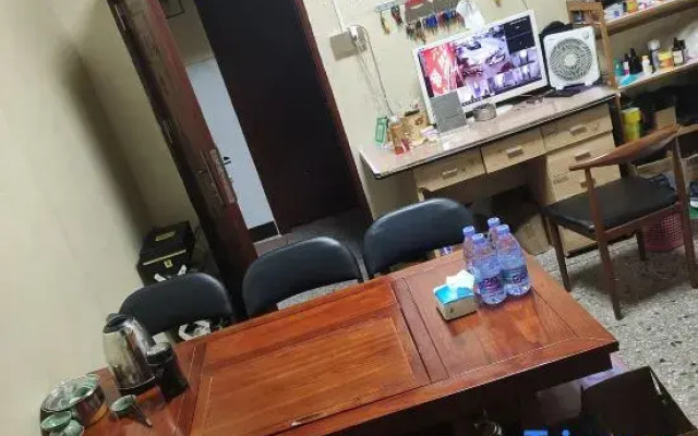 Yaxing Apartment with Elevator