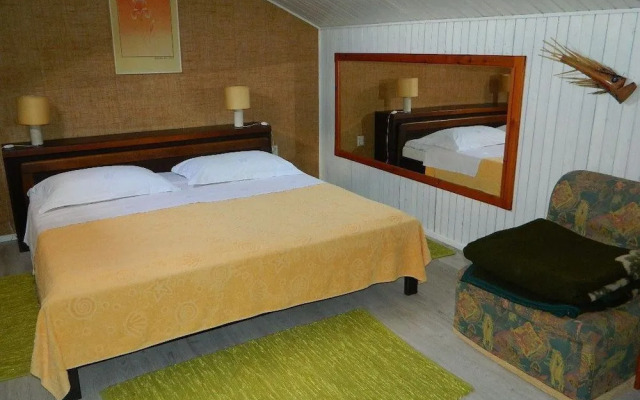 Apartments and Rooms Darinka