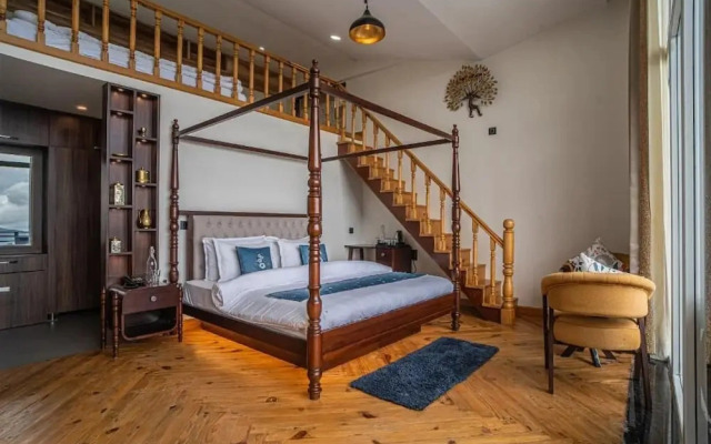 Alaya Stays Trios Top Apartment