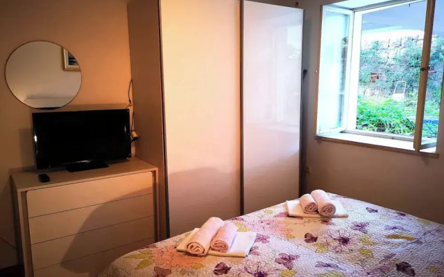 Azinovic Apartments