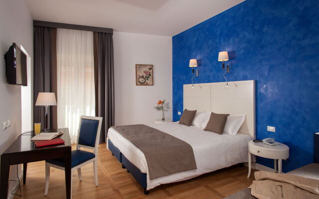 Floris Hotel комната для гостей
