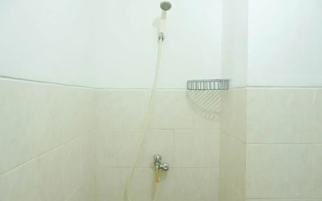 Minimalist Studio Park View Condominium Apartment near Mall