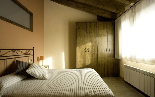 Apartaments Ca l'Estamenya Plaça de l'Esglesia
