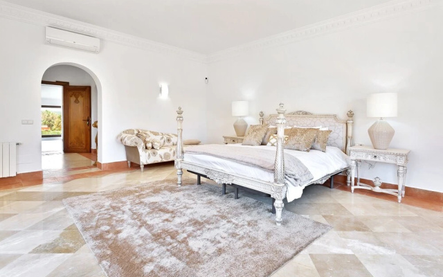 Sotogrande White House Villa