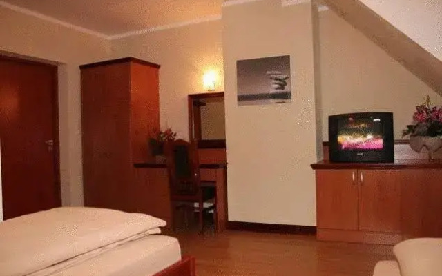 Hotelik City