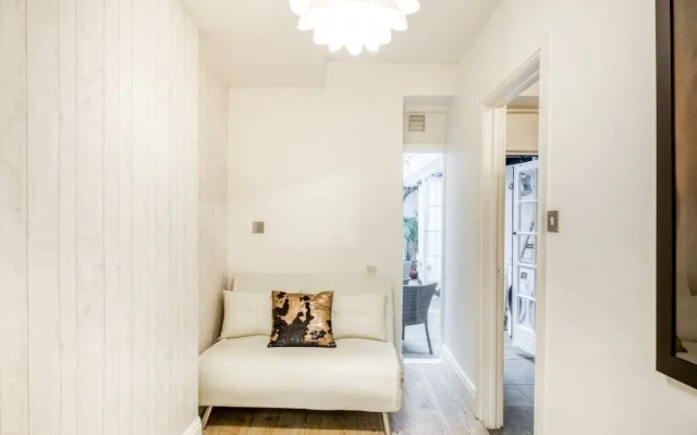 2bed w/ Covered Patio, 5 Mins to Paddington Stn