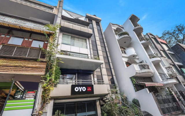 Hotel O Royal Green