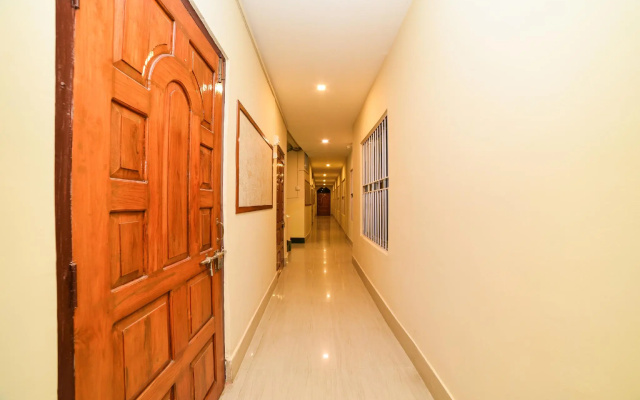 Capital O 46459 Hotel Elite Grand