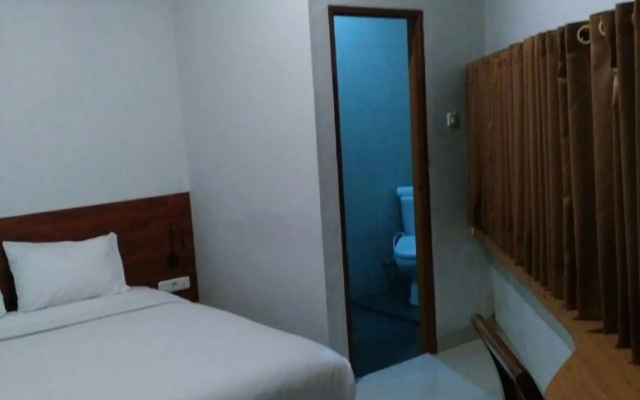 7 Dream Hotel