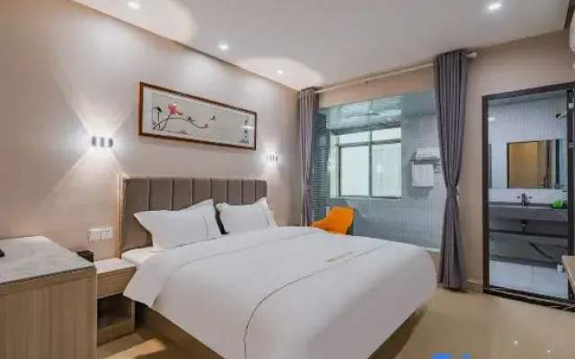 Light Luxury Apartment