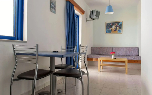 Ariadne Apts