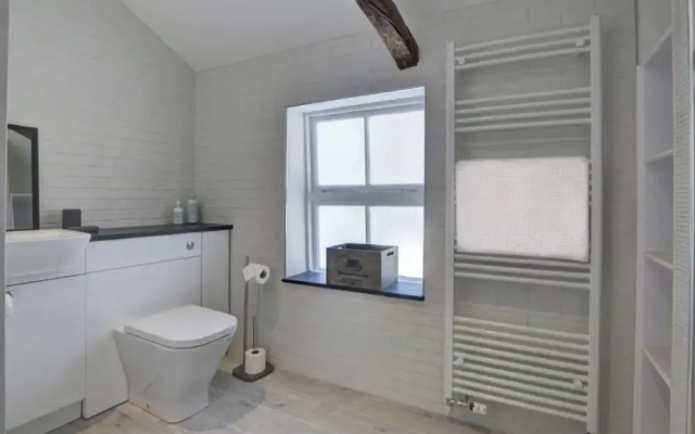 Seaview 1 Bed Apartment Sleeps 4 - Balcony - Tv