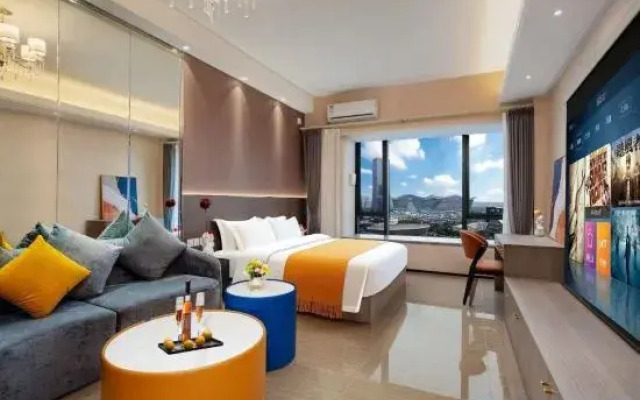 Huarong Hotel