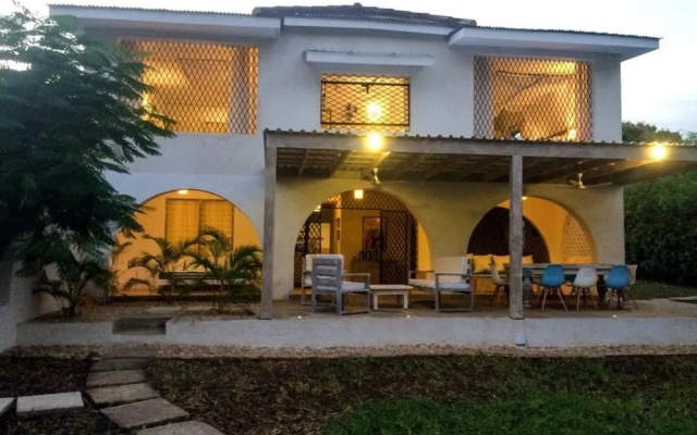 Baobab Beach House Bed and Breakfast