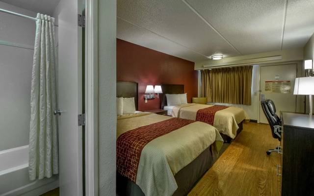 Clarion Pointe Kennesaw Town Center