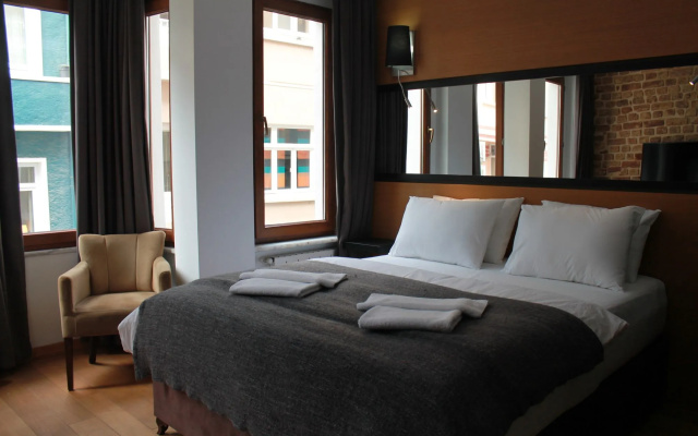 Xenia Hotel