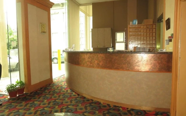 Tropicana Suite Hotel