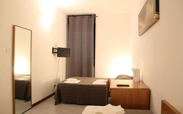 Guest House Brianza Room