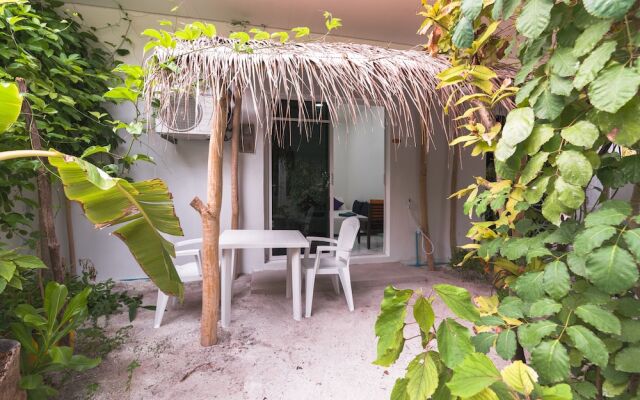 BB Island House Dhigurah 0