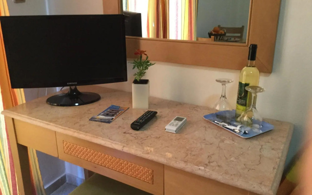 Arocaria Apartments