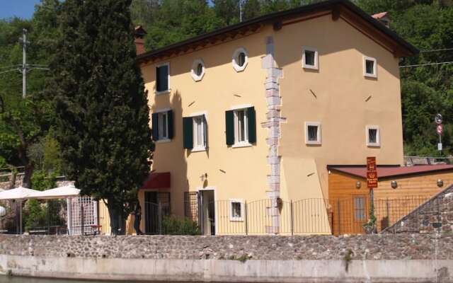 Отель Relais San Michele Риволи-Веронезе вид на фасад