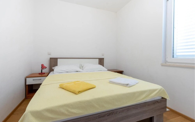 Nice Apartment in Klek With Wifi and 2 Bedrooms