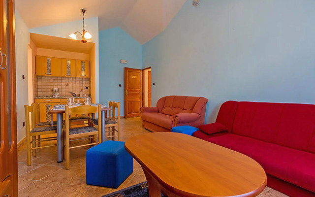 Apartment Delfin Karlobag 28307